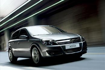 Fotky: Opel Astra GTC 2.0 Turbo (foto, obrazky)