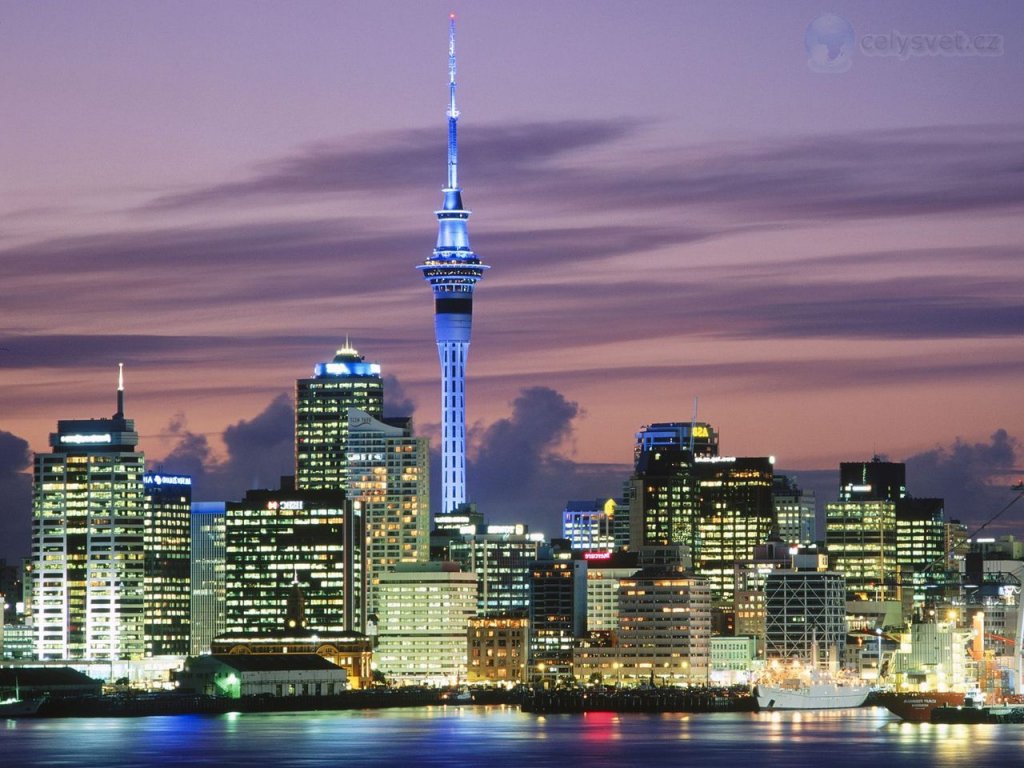 Foto: Evening Falls In Auckland, New Zealand