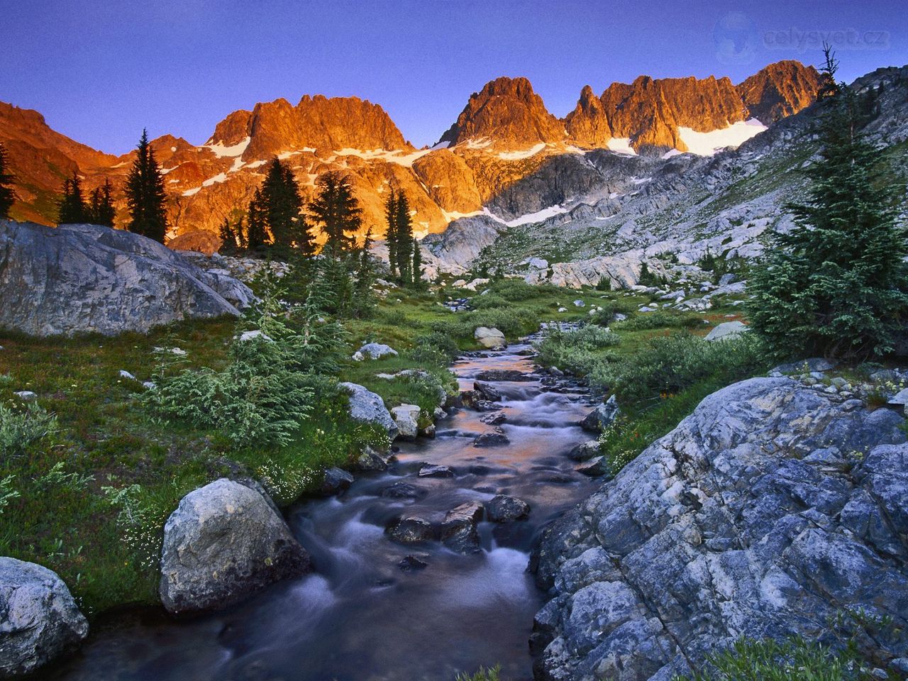 Foto: Minaret Morning, Above Lake Ediza, Ansel Adams Wilderness, California