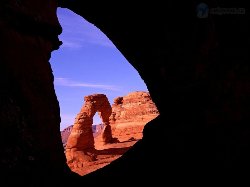 Foto: Delicate Arch Through Frame Arch, Utah